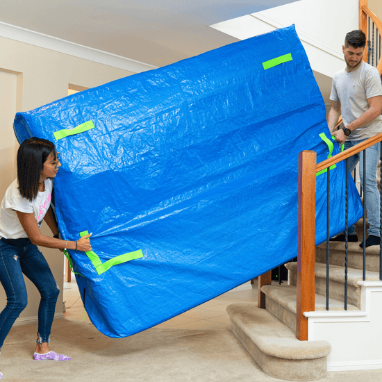 Mattress covers for moving and storage with handles
